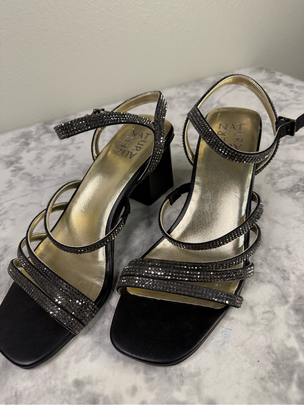 Naturalizer Black Rhinestone Strappy Block Heel Sandals Sz 8 1/2